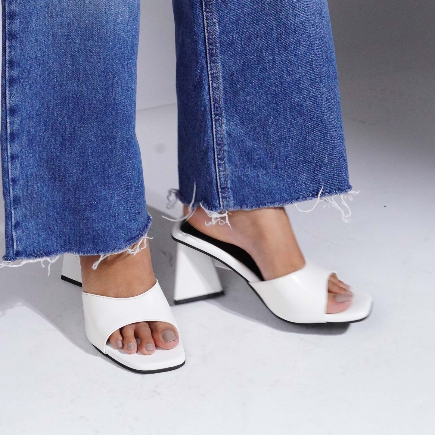 Tri-Glam Heels White