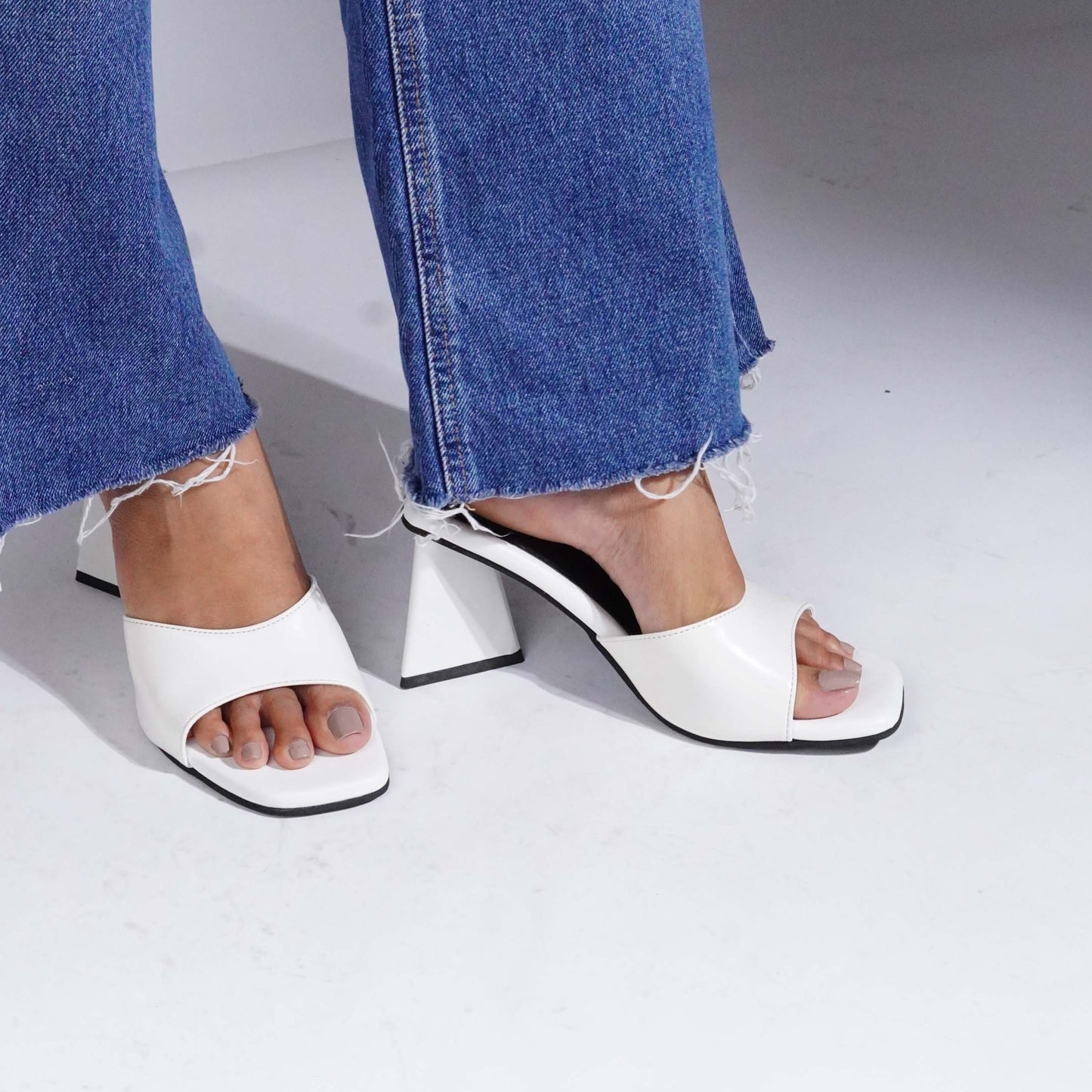 Tri-Glam Heels White