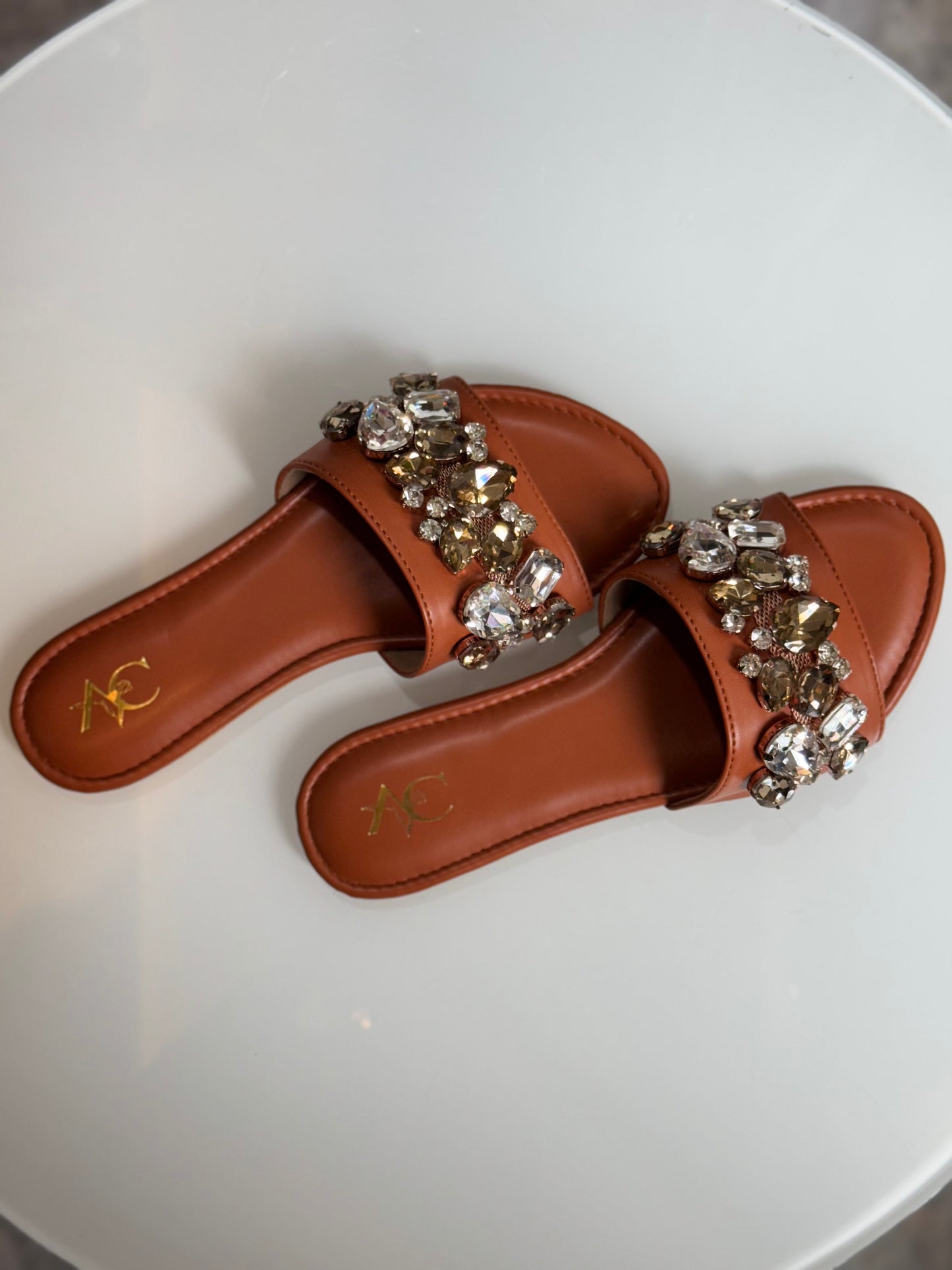Stoned and How Slides for Girls (Tan)