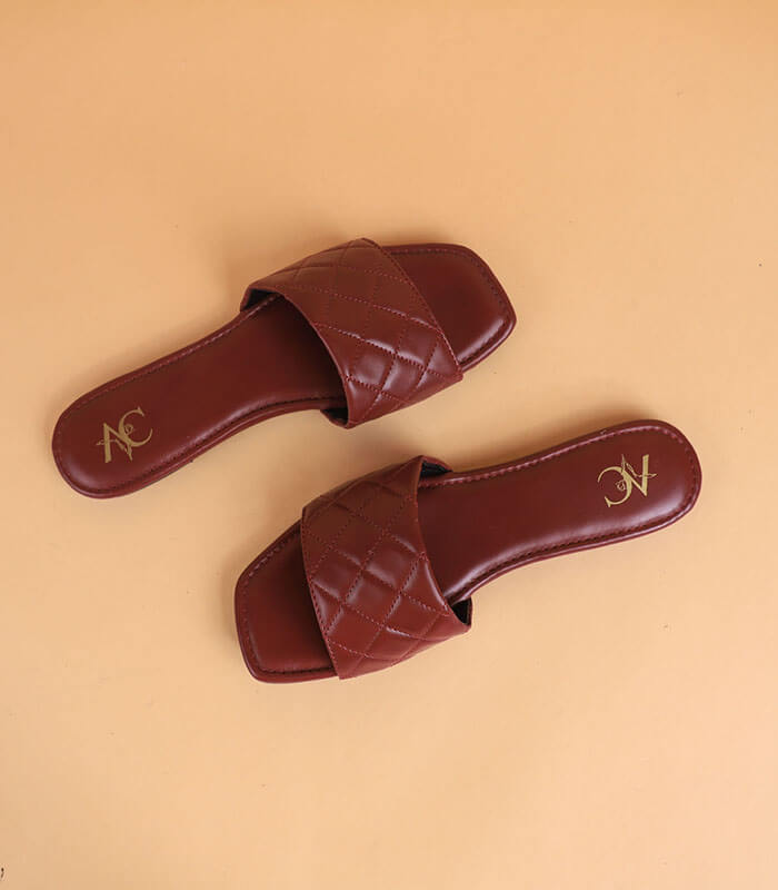 A Criss & A Cross – Women Slides (Maroon)